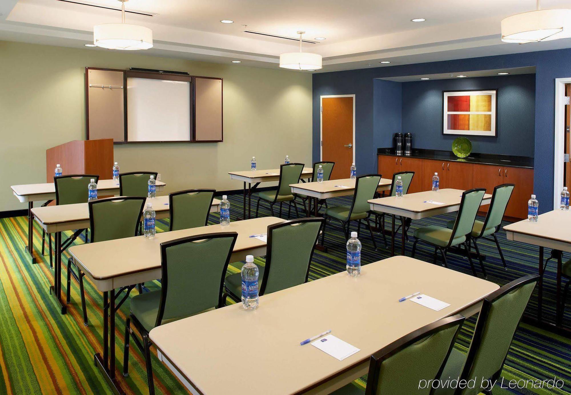 Fairfield Inn & Suites By Marriott Къмбърланд Съоръжения снимка
